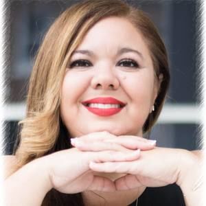 Meet your Posher, Leonor